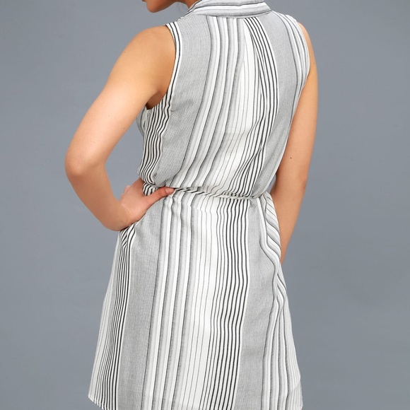 Striped Sleeveless Shirtdress - Picture 3 of 4